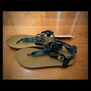 NWT Women’s Roxy Sandals. Size 9